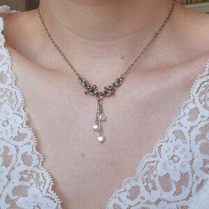 Medieval princess freshwater pearl chainmaille necklace with small silver chain